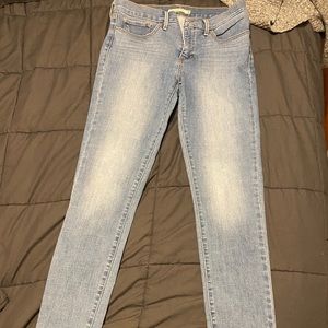 Levi’s Shaping Skinny 311 Jeans (Only worn once!)